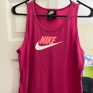 Girls Nike Tank Top Slim Fit Size XL Magenta Pink with Bright Pink & White EUC